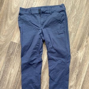 Old Navy Mid-rise Pixie Chinos